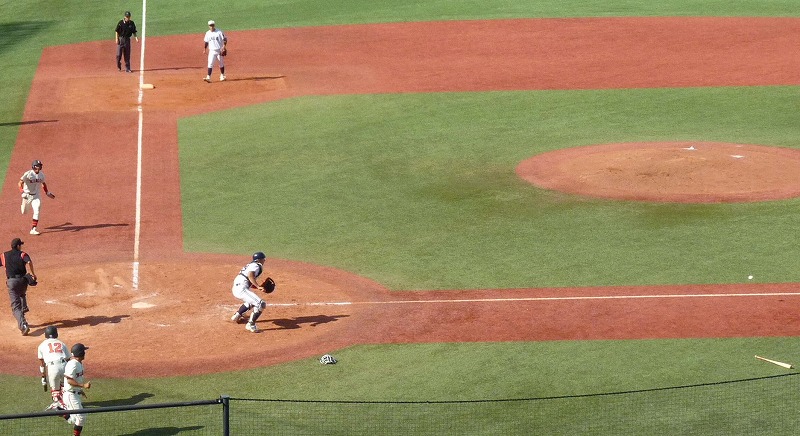 日本大対中央大 9月30日 東都大学野球1部 前半_b0166128_1672920.jpg