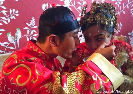 アンジェラさん中国式花嫁衣装 空色の便箋