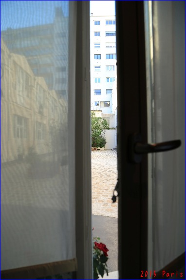 d0044986_05721.jpg