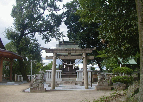 ●神社の造形―倉敷の阿智神社の本殿と荒神社_d0053294_22431628.jpg