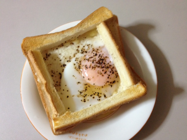 パズーの目玉焼きトースト 空パパの戯言 パズーの目玉焼きトースト 空パパの戯言