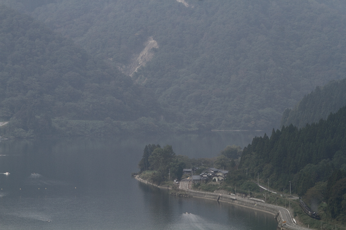 霞む阿賀野川 - 2015年秋・磐西 - _b0190710_21273445.jpg