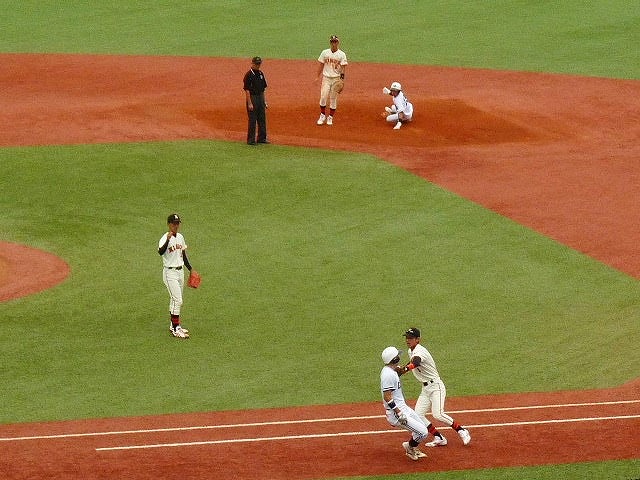 中央大対日本大 10月1日 東都大学野球1部 前半_b0166128_1447592.jpg