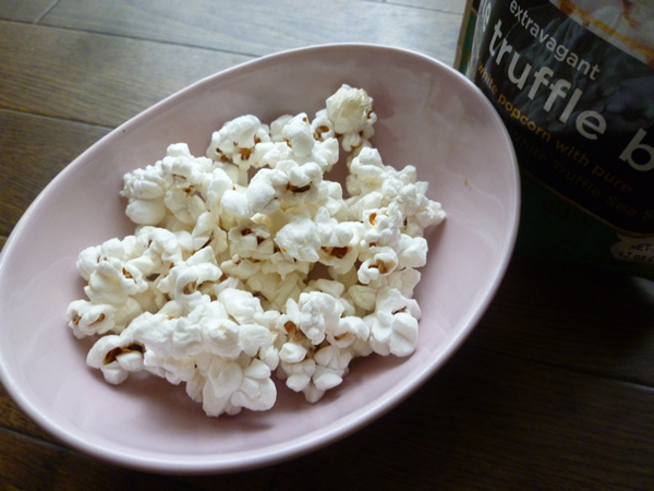 【POP! gourmet popcorn】ホワイトトリュフブリス_c0152767_23353945.jpg