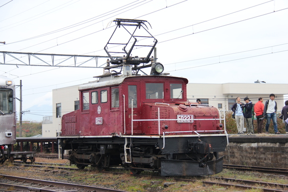 ☆ワールド工芸特別企画品☆Nゲージ塗装済完成品 弘南鉄道ED221 電気