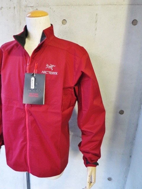 ARK\'TERYX　秋のレイヤーSTYLE に最適な･･･SQUAMISH JACKET！★！_d0152280_13464386.jpg