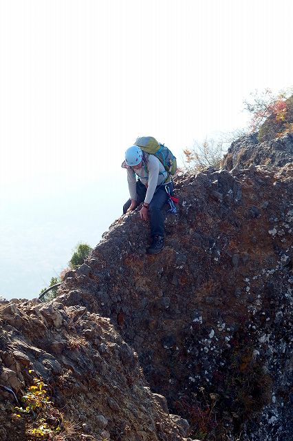 ヒヤヒヤ、ドキドキ、戸隠山から西岳周回_e0137200_20521426.jpg