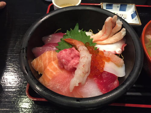 ランチ2015012大漁丼_a0026413_12404277.jpg