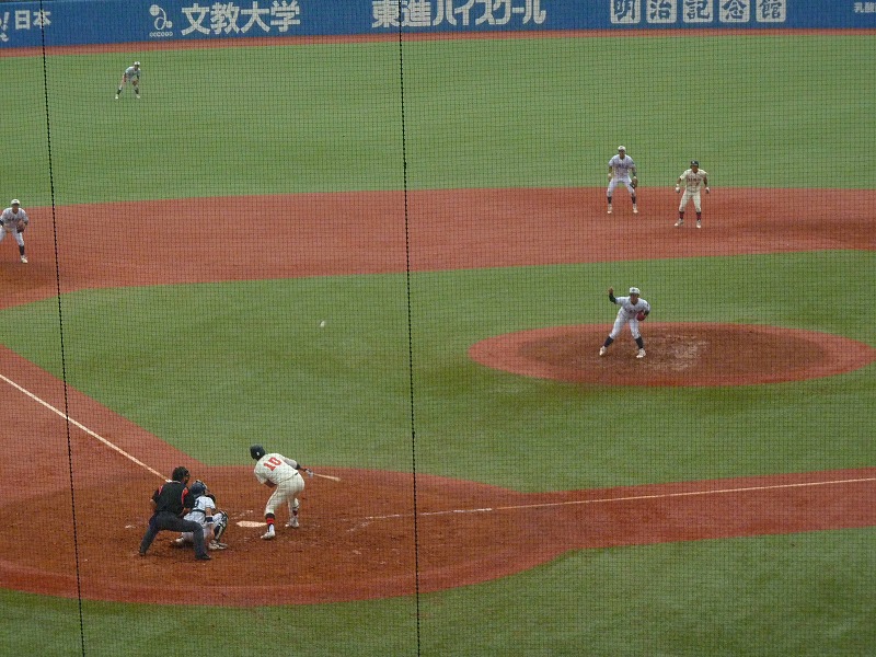 中央大対日本大　１０月１日　東都大学野球１部　後半_b0166128_11442437.jpg
