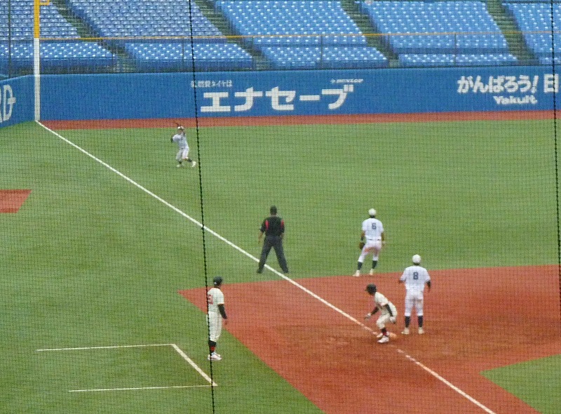 中央大対日本大 10月1日 東都大学野球1部 後半_b0166128_11535170.jpg