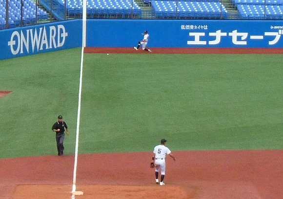 駒澤大対亜細亜大 10月2日 東都大学野球1部 前半_b0166128_1632999.jpg