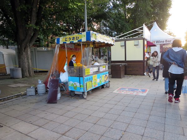 【一泊二日の北海道旨し旅】⑰札幌大通公園のオータムフェスト2015_b0009849_15571541.jpg