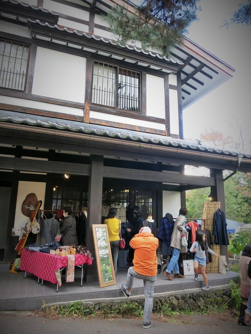 f0236260_3274643.jpg