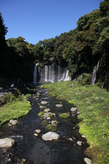 f0348831_08093983.jpg
