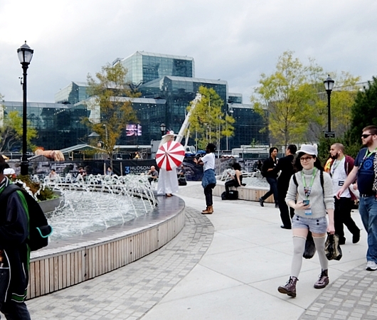 NYにできた地下鉄の新駅「ハドソン・ヤード駅」と周辺の公園_b0007805_23175845.jpg