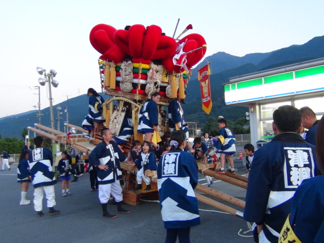 15四国中央市土居太鼓祭り 15 10 13 徳ちゃん便り