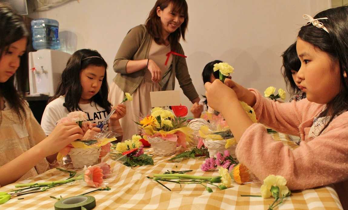 大盛況！親子の笑顔いっぱいの花育イベント「キラキラライフセミナー」_d0339703_14580310.jpg