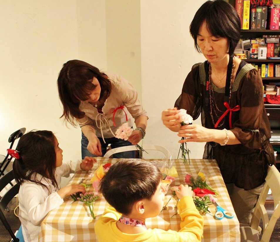 大盛況！親子の笑顔いっぱいの花育イベント「キラキラライフセミナー」_d0339703_14580311.jpg