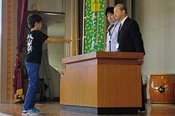 稲刈り体験(上目黒小・枝野小)_d0247484_20271045.jpg