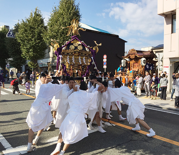 ♪そーれそれそれ、お祭りだ〜！お寿司だ〜！_e0000295_18334161.jpg