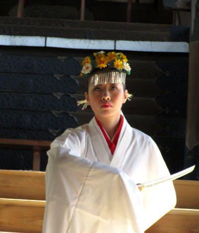 新日吉神宮 例大祭_e0048413_22563113.jpg