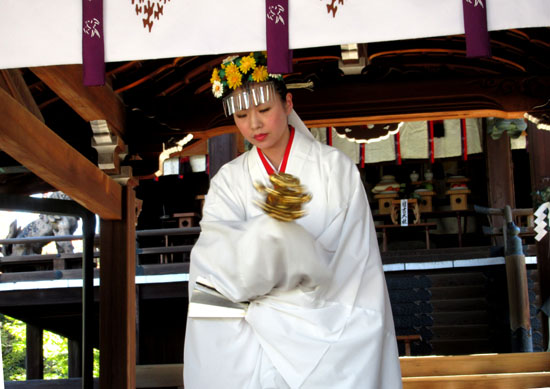 新日吉神宮 例大祭_e0048413_2257653.jpg