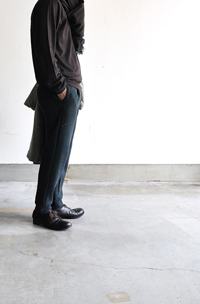 STILL BY HAND　Wool Ponti 1-Tuck Easy Pants (Charcoal)_d0120442_12462490.jpg