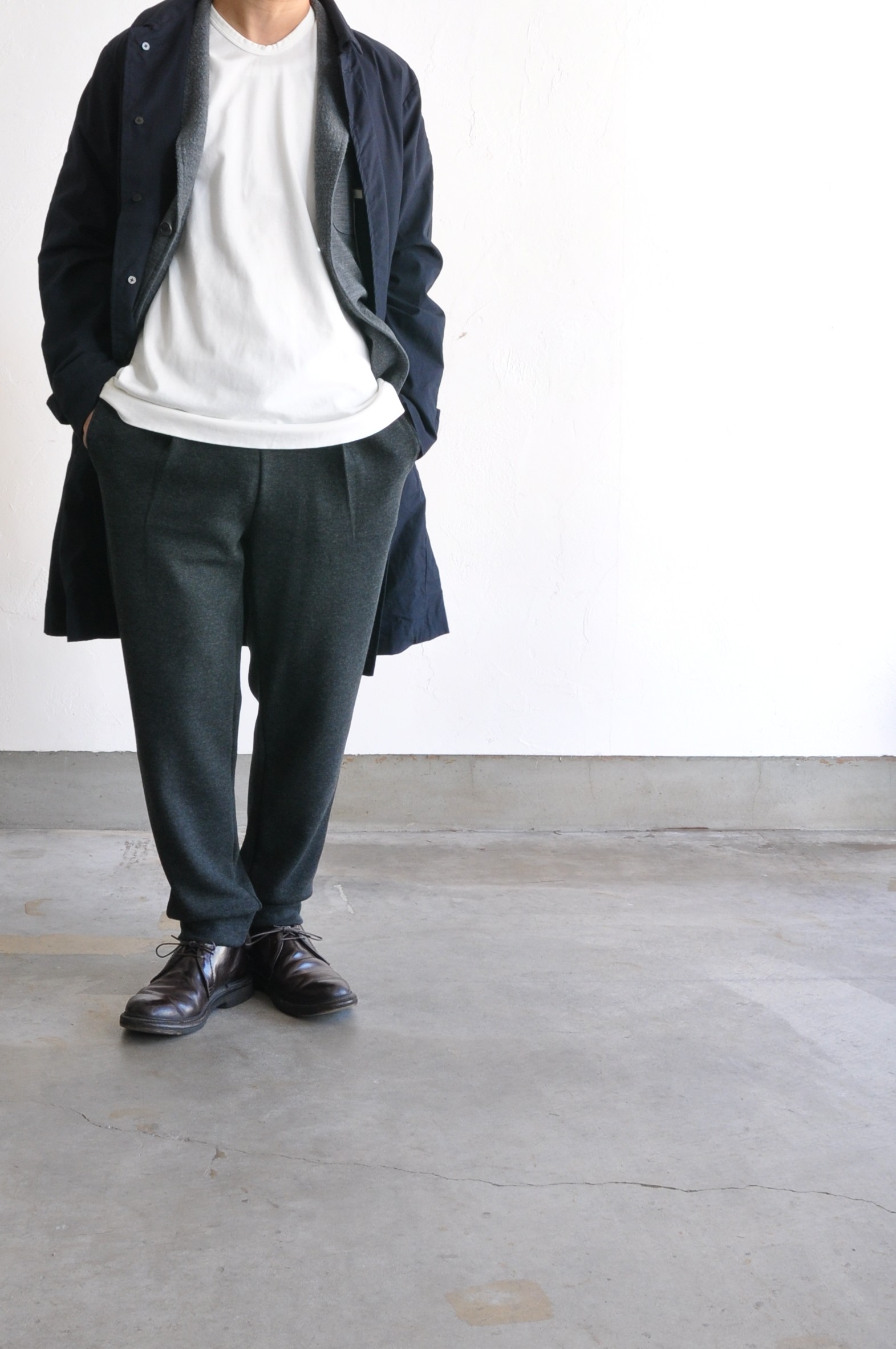 STILL BY HAND　Wool Ponti 1-Tuck Easy Pants (Charcoal)_d0120442_1365633.jpg