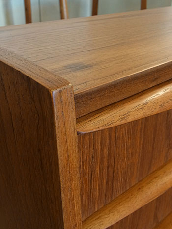 small chest_c0139773_1819125.jpg