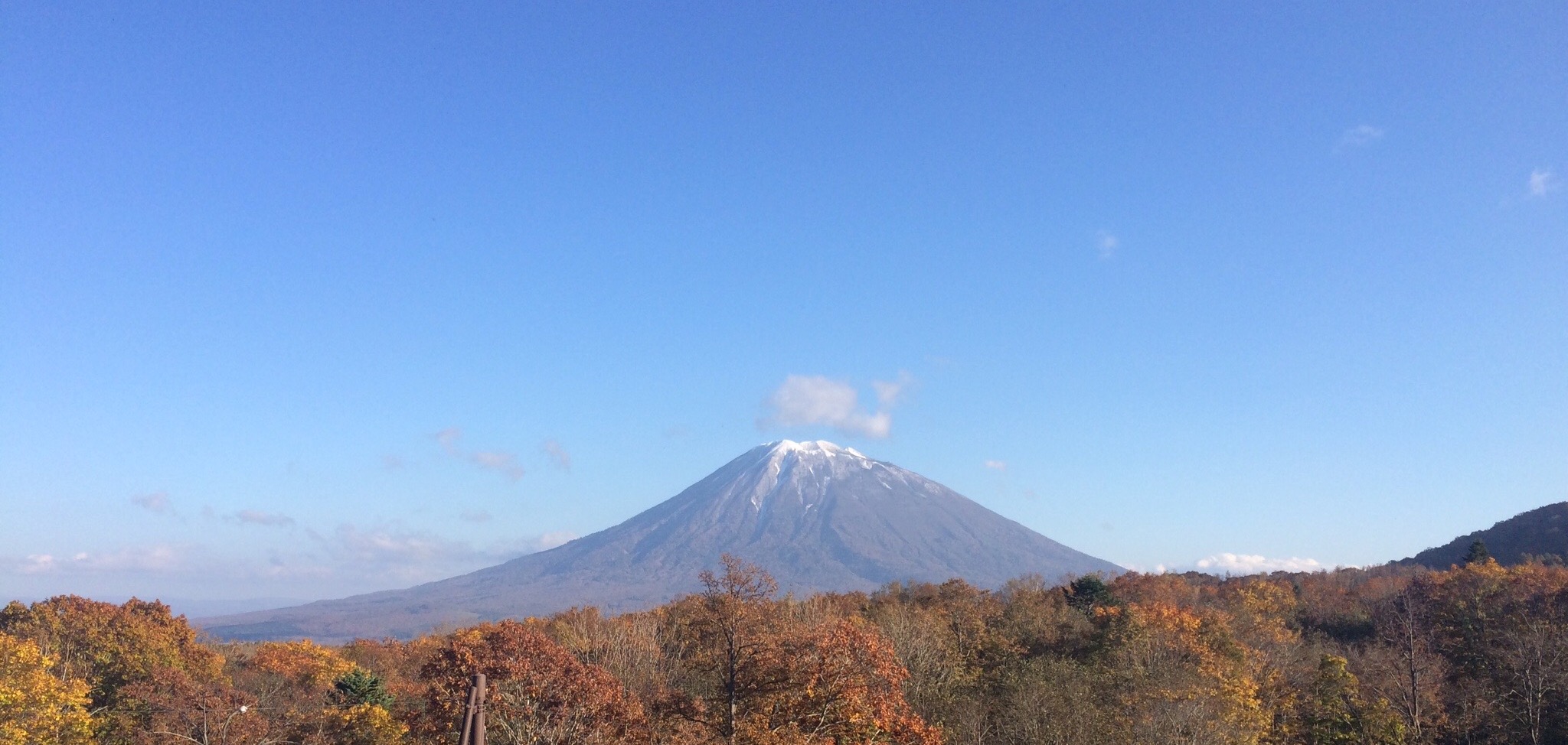 羊蹄山 紅葉と雪と 蝦夷富士発バイク事情