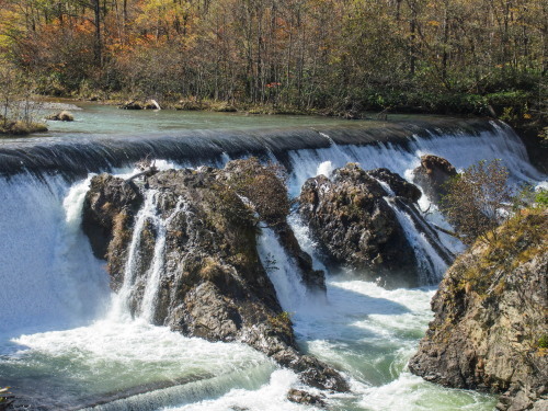 秋深まる「ヒョウタンの滝」から「札内川ダム」へ_f0276498_16452201.jpg