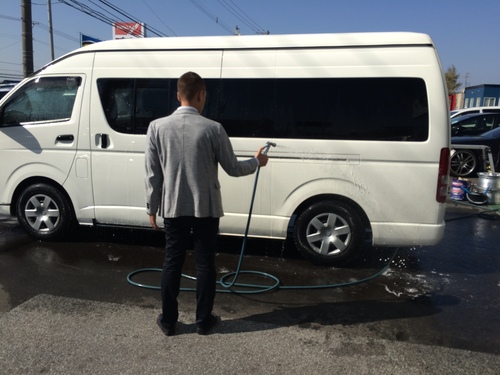10月17日 店長のニコニコブログ!今日は納車ラッシュです☆_b0127002_23572023.jpg