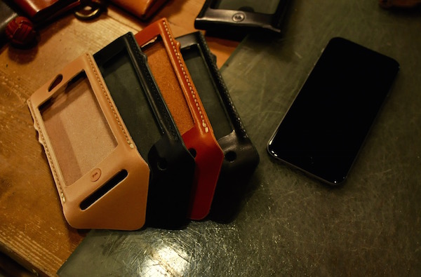 iphone 6s leather cover_b0172633_13294926.jpg