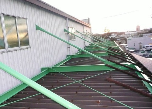 下屋鉄骨塗装_e0164638_1621438.jpg