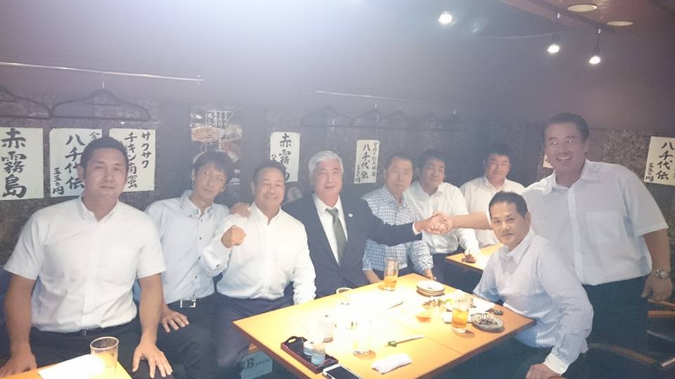 我が兄弟分、中谷元防衛大臣、フルコンタクト空手道連盟の仲間との意見交換会!_c0186691_9165220.jpg