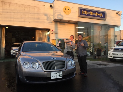 10月17日 店長のニコニコブログ!今日は納車ラッシュです☆_b0127002_0131192.jpg