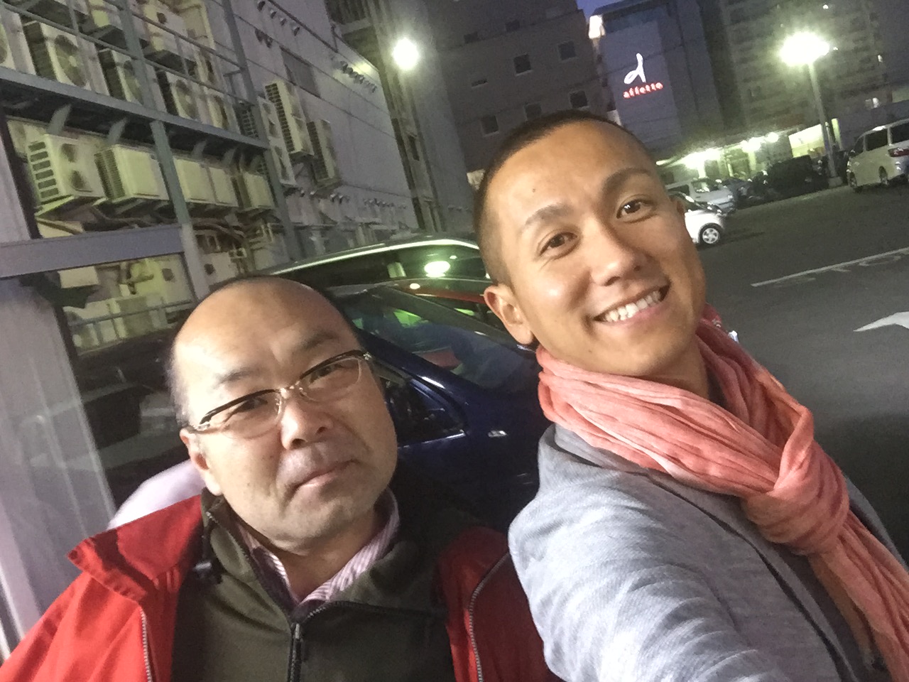 10月17日 店長のニコニコブログ!今日は納車ラッシュです☆_b0127002_09780.jpg