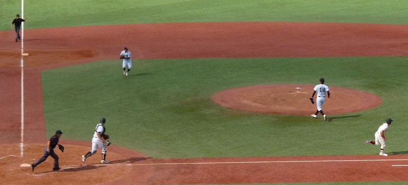 亜細亜大対日本大 10月6日 東都大学野球1部 前半_b0166128_10133013.jpg