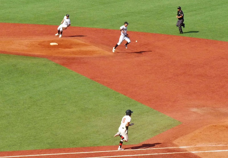 亜細亜大対日本大 10月6日 東都大学野球1部 前半_b0166128_1094789.jpg