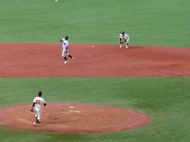 亜細亜大対日本大 10月6日 東都大学野球1部 前半_b0166128_11171926.jpg
