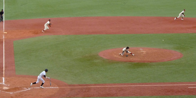 亜細亜大対日本大 10月6日 東都大学野球1部 後半_b0166128_1593568.jpg