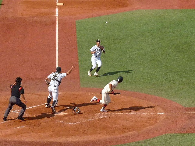 亜細亜大対日本大 10月6日 東都大学野球1部 前半_b0166128_9423621.jpg