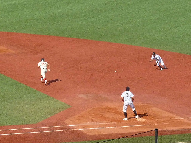 亜細亜大対日本大 10月6日 東都大学野球1部 前半_b0166128_9485756.jpg