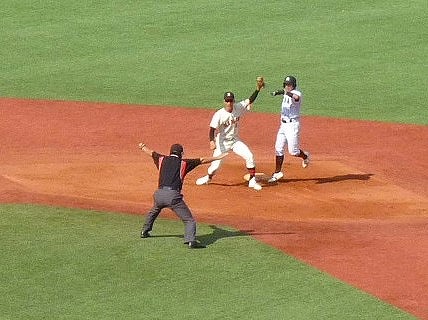 亜細亜大対日本大 10月6日 東都大学野球1部 前半_b0166128_9555011.jpg