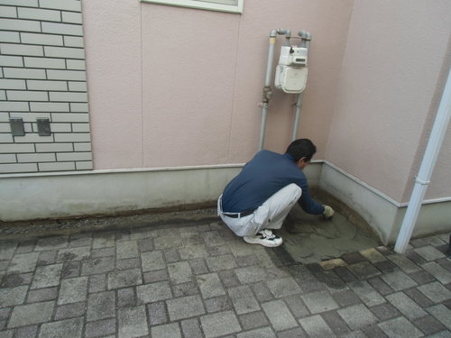 T様邸(廿日市市四季が丘)屋根塗装・駐車場工事_d0125228_7593583.jpg