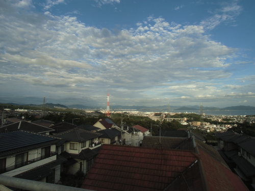 T様邸(廿日市市四季が丘)屋根塗装・駐車場工事_d0125228_824667.jpg