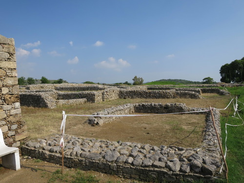 【パキスタン】　世界遺産タキシラ、 シルカップ（SIRKAP）_c0011649_831794.jpg