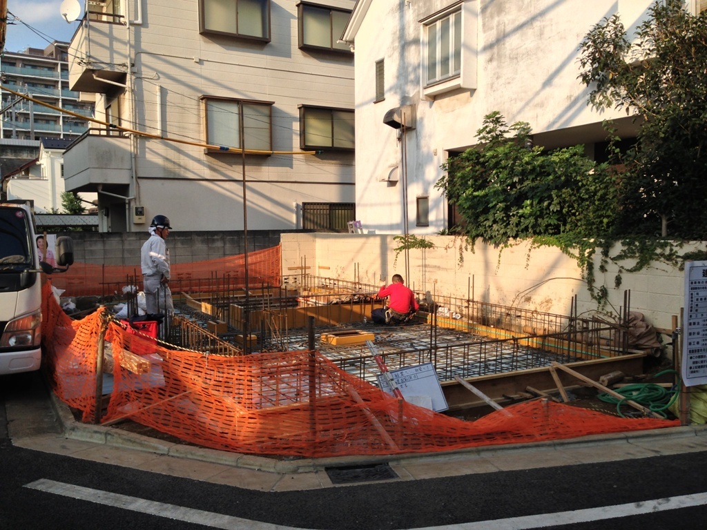 経堂アパートメント 1階床配筋確認_c0310571_21581577.jpg