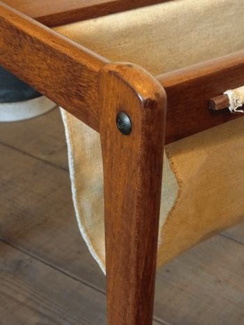 sidetable with magazine rack_c0139773_16472462.gif