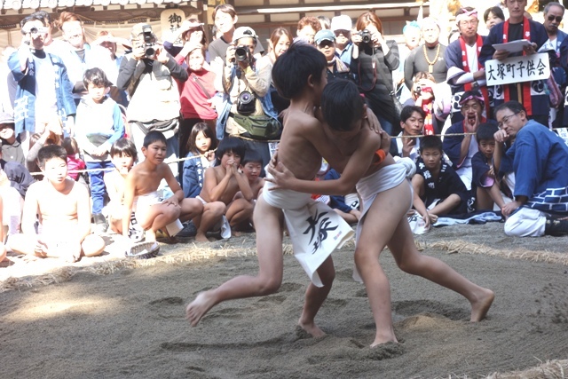 岩壺神社のお祭り_a0239418_18551492.jpg